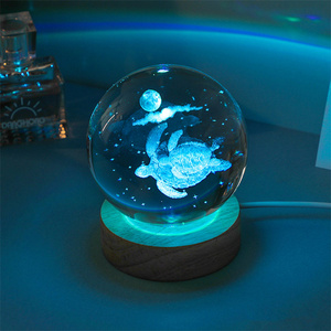 Bola de cristal 3D enchufable por USB, luz LED nocturna, ornamento, lámpara de Animal marino, decoración para el hogar, dormitorio, regalo de vacaciones para niños y parejas - Product Image 1