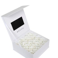Boîte cadeau personnalisée avec brochure vidéo LCD promotionnelle, pelliculage mat, gaufrage, revêtement UV, boîtes rigides recyclables