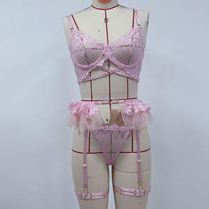 طقم نسائي جديد من ثلاث قطع بتصميم شبكي شفاف ومرقع مثير للنوادي الليلية - Product Image 5