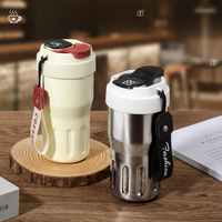 Thermos portable en acier inoxydable avec cordon de suspension, couvercle à boucle, affichage de la température, design minimaliste moderne