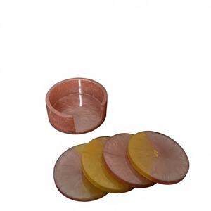 Juego de Posavasos de Resina de Madera de Diseño, 4x4 Pulgadas, Cuadrados, de Lujo, Hechos a Mano, Colores y Logotipo Personalizables, para Uso Doméstico y Comercial, Tradebyd - Product Image 1