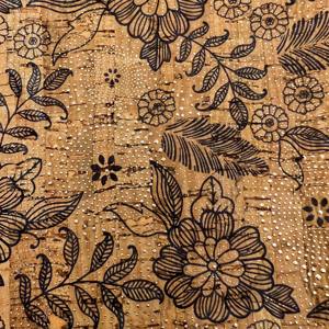 Le plus récent <span class=keywords><strong>liège</strong></span> gaufré PVC Faux cuir tissu métallique extensible PU canapé sac pour meubles maison Textile utilisation rouleaux disponibles - Product Image 3