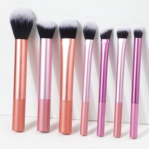 Nouvel ensemble de 7 pinceaux de maquillage transparents multicolores, poils synthétiques vegan, manches en plastique, boîte en plastique, visage, sourcils, <span class=keywords><strong>crayon</strong></span> - Product Image 4