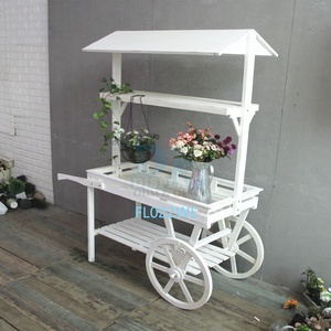 <span class=keywords><strong>Chariot</strong></span> en <span class=keywords><strong>bois</strong></span> blanc décoratif, <span class=keywords><strong>chariot</strong></span> à bonbons en <span class=keywords><strong>bois</strong></span> à vendre, <span class=keywords><strong>chariot</strong></span> de <span class=keywords><strong>bar</strong></span> en <span class=keywords><strong>bois</strong></span> avec roulettes pour les fêtes, les anniversaires, les mariages et les événements - Product Image 1