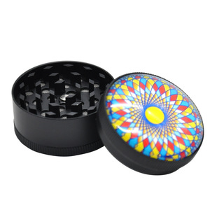 High Quality 4 Layer Zinc Alloy Metal Tobacco Smoking <b>Herb</b> <b>Grinder</b> with Display Box Metal <b>Grinder</b> <b>Herb</b> - Product Image 4