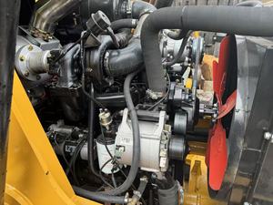 Retroexcavadora SHANMON SAM388 China, 75KW de Potencia, Carga Nominal de 8200KG, Motor y Caja de Cambios Fabricados en Shandong, Máquina Nueva - Product Image 4