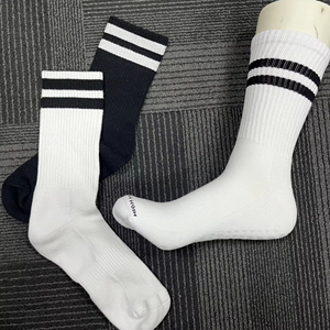 Wholesale OEM Custom Logo Polyester Jacquard Anti-Slip Men's Sport Business Crew <b>Socks</b> <b>High</b> Quality - Product Image 6