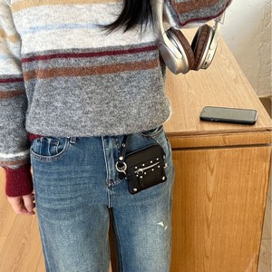 Sac bandoulière rétro punk clouté style Y2K, mini pochette zippée multi-fentes portable avec chaîne à suspendre au cou - Product Image 1