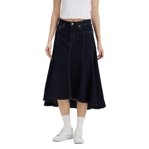 Jupe en jean personnalisée 100 % coton, haute qualité, vintage, noire, foncée, plissée, taille haute, longueur midi pour femme - Product Image 1
