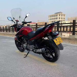 Suzuki GW250 <span class=keywords><strong>Inazuma</strong></span>. Motore bicilindrico da 250cc raffreddato ad acqua con iniezione elettronica (EFI), in condizioni originali, stabile e affidabile, dall'aspetto eccezionale - Product Image 3