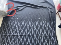Nouveau tissu de brocart jacquard tissé teint en fil de mode pour vêtement abaya tissus jacquard de luxe position style LINE