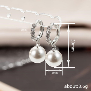 Orecchini Geometrici con Perle Simulate per Donne, Gioielli Eleganti e Delicati di Lusso alla Moda - Product Image 5