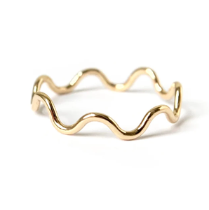 Anello di impilamento a increspatura fatto a mano 14k anello scarafaggio <span class=keywords><strong>in</strong></span> oro o <span class=keywords><strong>argento</strong></span> Sterling regalo speciale chic per il suo regalo di compleanno - Product Image 1