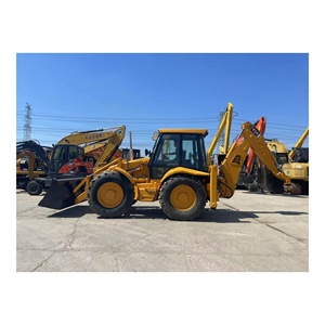 Retroexcavadora JCB 4CX usada de buena calidad y bajo precio con tracción en las cuatro ruedas, bomba hidráulica y motor en oferta. - Product Image 1