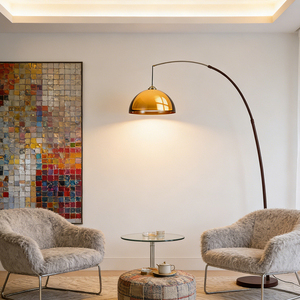 Lampadaire moderne en forme d'arc avec abat-jour en verre ambré, style mid-century, pour salon, canapé, lecture - Product Image 1
