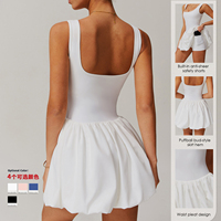 Vente en gros de vêtements de sport golf, fitness, entraînement et tennis personnalisés pour femmes, vêtements de sport respirants, robe de tennis 2 en 1 pour la course à pied