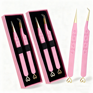 ملقط رموش وردي اللون بمقبض ماسي مسطح وطرف مدبب منحني، ملاقط رموش مجانية مخصصة بزوايا 45 و90 درجة - Product Image 1