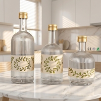 Botol Kaca Beralur Vertikal 500ml Elegan, Botol Bening Bertekstur untuk Minuman Keras, Cocok untuk Bar Rumah Mewah