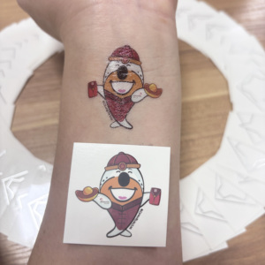 สติกเกอร์สักลายชั่วคราวสีขาวลายแฟชั่น กันน้ำ สำหรับเด็กชายและเด็กหญิง ใช้ตกแต่งร่างกายและใบหน้า - Product Image 2