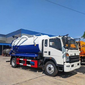 Camión de succión y limpieza de aguas residuales Sinotruk Howo 8000L de alta eficiencia para eliminación de residuos - Product Image 4