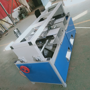 Macchina Automatica a Doppia Testa Motorizzata per Intaglio e Scanalatura di <span class=keywords><strong>Pallet</strong></span> <span class=keywords><strong>in</strong></span> <span class=keywords><strong>Legno</strong></span> con Potenza di 5kW, Attrezzatura per Lavorazione del <span class=keywords><strong>Legno</strong></span> con Trattamento Superficiale - Product Image 3