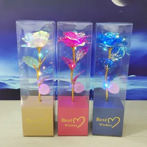 ดอกกุหลาบประดิษฐ์รุ่นใหม่ พร้อมไฟ LED ประดับทองคำ 24k  แบบกล่อง PVC ของขวัญวันวาเลนไทน์ วันแม่ - Product Image 3