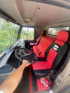 XCM-G grue sur chenilles d'occasion XCT70L5 70Ton avec pompe PLC et moteur forte flèche 85% nouveau - Product Image 2