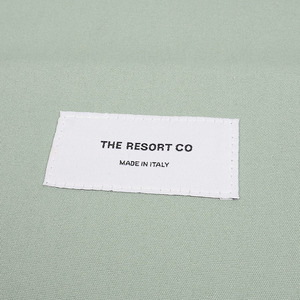 Sac à cordon Premium Vert pour hôtel, sac à chaussures lavable, sac anti-poussière personnalisé pour la maison, idéal pour les voyages et la promotion hôtelière - Product Image 3