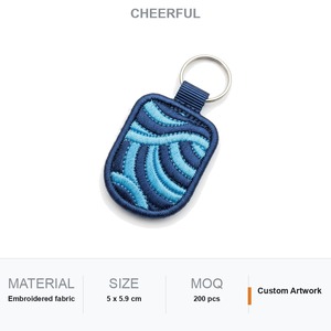 Porte-clés brodé double face personnalisé en tissu tissé avec boucle en sangle pour souvenirs de vente au détail - Product Image 1