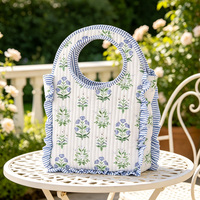 Sac fourre-tout matelassé personnalisé à imprimé floral avec volants et rayures, poignée circulaire portable, pochette d'épaule pour rangement quotidien – Vente en gros