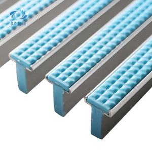 Grille de drainage de <span class=keywords><strong>piscine</strong></span> moderne Water Crown en ABS, grille de <span class=keywords><strong>piscine</strong></span> au design original, vente en gros de grilles de <span class=keywords><strong>piscine</strong></span> - Product Image 2