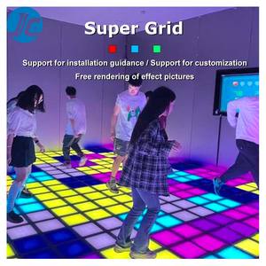 เกมพื้นโฮโลแกรม <span class=keywords><strong>3</strong></span> <span class=keywords><strong>มิติ</strong></span> LED กระโดดข้ามแม่น้ำลาวาเสมือนจริง กระเบื้องพื้น LED แบบอินเทอร์แอคทีฟ เมกะกริด แอคทิเวทเกม - Product Image 1