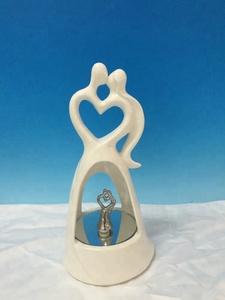 Estatuilla DE BODA arte de cerámica decoración del hogar caja de música - Product Image 2