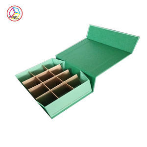 Boîtes cadeaux en carton pour chocolats, pliage en papier, séparateurs de grille personnalisés pour célébrations, commande en gros, finition mate, usage industriel, carton UV - Product Image 2