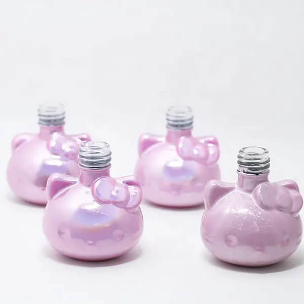 Lianxin manufacture 8ml, 10ml, 12ml, 15ml cute animal shape nail polish empty glass container