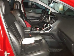 Peugeot 3008 2.0L SUV Benzina Trazione Anteriore Guida a Sinistra Sedili Scuri Edizione Classica 2016 - Product Image 4