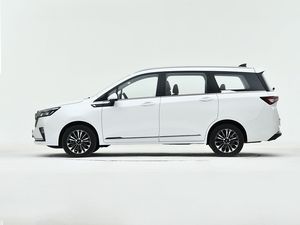 <span class=keywords><strong>Voiture</strong></span> à essence de qualité supérieure Wuling Jiachen <span class=keywords><strong>2022</strong></span> 1.5T 147 ch L4 <span class=keywords><strong>7</strong></span> <span class=keywords><strong>places</strong></span> MPV 8CVT <span class=keywords><strong>voiture</strong></span> neuve avec toit ouvrant électrique meilleur prix - Product Image 4
