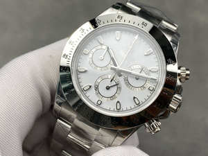 Montre mécanique haut de gamme pour hommes la plus vendue avec une montre-bracelet en argent chronographe exquise qui présente élégance et fonctionnalité - Product Image 2