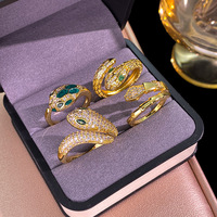 Bague Serpent Élégante Réglable en Zircon pour Femme – Bijou de Niche Premium au Design Raffiné