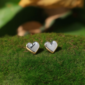 Pendientes de botón con forma de corazón, acero inoxidable 316L, chapado en oro PVD, joyería de moda - Product Image 3