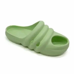 Best-selling EVA Unisex Slippers Rubber Platform Clogs OEM Summer Shoes Garden Clogs Beach Outdoor Womens Sandals