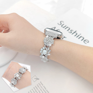 Correa de Lujo con Eslabones Retorcidos de Cristal para <span class=keywords><strong>Apple</strong></span> <span class=keywords><strong>Watch</strong></span> S9 y Ultra - Elegante Correa de Pulsera con Diamantes - Product Image 6