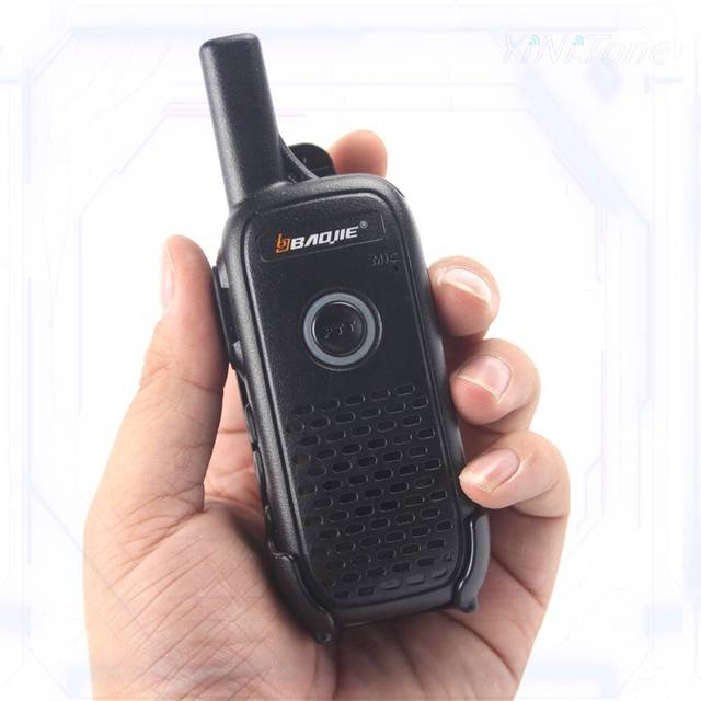 Baojie BJ-Q2 2W UHF Portable Two Ways Radio 2-3km Long Range Rechargeable Anti-Drop Durable Restaurant Mini Walkie Talkie