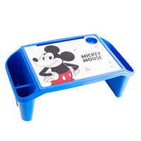 Lit portable en plastique de couleur personnalisable pour enfants jeu d'écriture en classe vert Table d'ordinateur portable de petit déjeuner en plastique pour enfants poches latérales de bureau