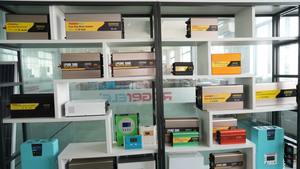 <span class=keywords><strong>Convertisseur</strong></span> de courant pur sinus <span class=keywords><strong>1000W</strong></span> 12V vers 220V/110V, <span class=keywords><strong>convertisseur</strong></span> de puissance pour voiture, camion, <span class=keywords><strong>camping</strong></span>-<span class=keywords><strong>car</strong></span>, caravane hors réseau avec prises AC et USB - Product Image 6