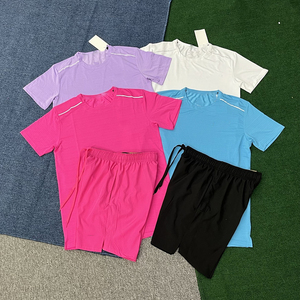 Conjunto de <span class=keywords><strong>Camiseta</strong></span> y Pantalones Cortos Deportivos para Hombre Nki <span class=keywords><strong>con</strong></span> Logotipo Personalizado, Conjunto de 2 Piezas de Jersey de Fútbol de Secado Rápido y Transpirable, Ropa Deportiva para Correr - Product Image 1