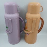 Bouteille isotherme en plastique réutilisable et écologique, avec revêtement anti-corrosion, 2,0 L, isolation thermique 12-24 heures, couvercle avec poignée pour le bureau