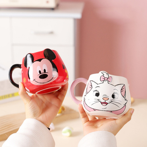 <span class=keywords><strong>Taza</strong></span> de Cerámica <span class=keywords><strong>3D</strong></span> de Mickey y Marie de 500ml con Gran Volumen - Linda <span class=keywords><strong>Taza</strong></span> de Café y Leche de <span class=keywords><strong>Stitch</strong></span> y Winnie para un Regalo de Cumpleaños Perfecto - Product Image 1