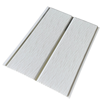Panneau de plafond en PVC moderne 25cm 30cm ligne argentée et dorée blanc pur imperméable pour la décoration de chambre à coucher et de salle de bain