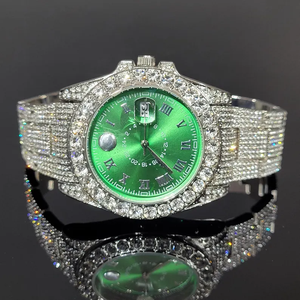 Montre moderne en acier inoxydable antique avec quartz et diamants en moissanite, cadran en verre pour homme, pierres scintillantes VVS, design audacieux et luxueux - Product Image 1